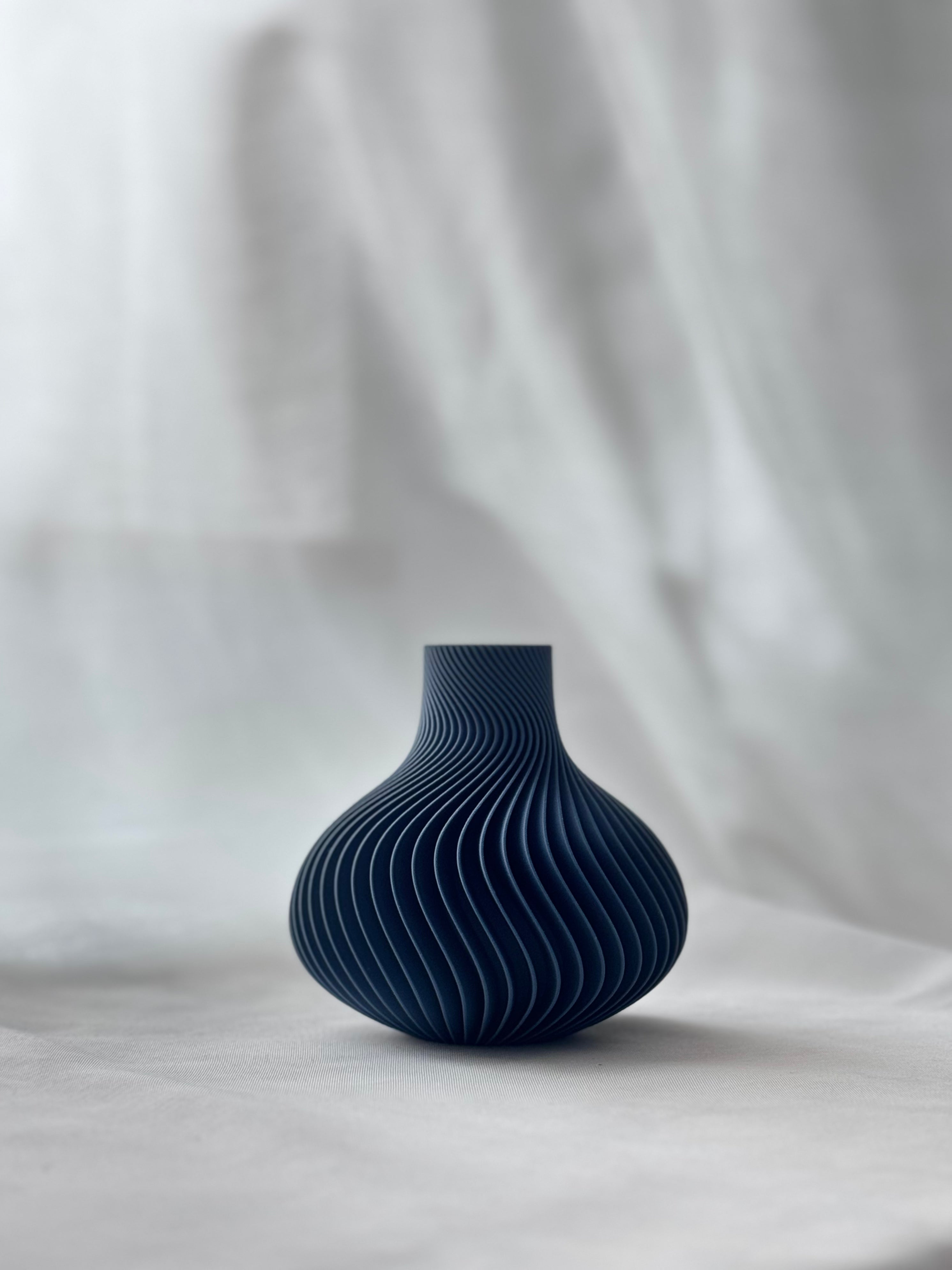 Susurro Vase